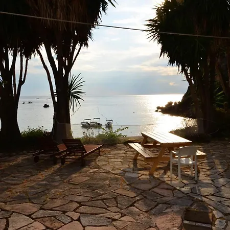 Semesterbostad Ampelaki Blue Paleokastritsa